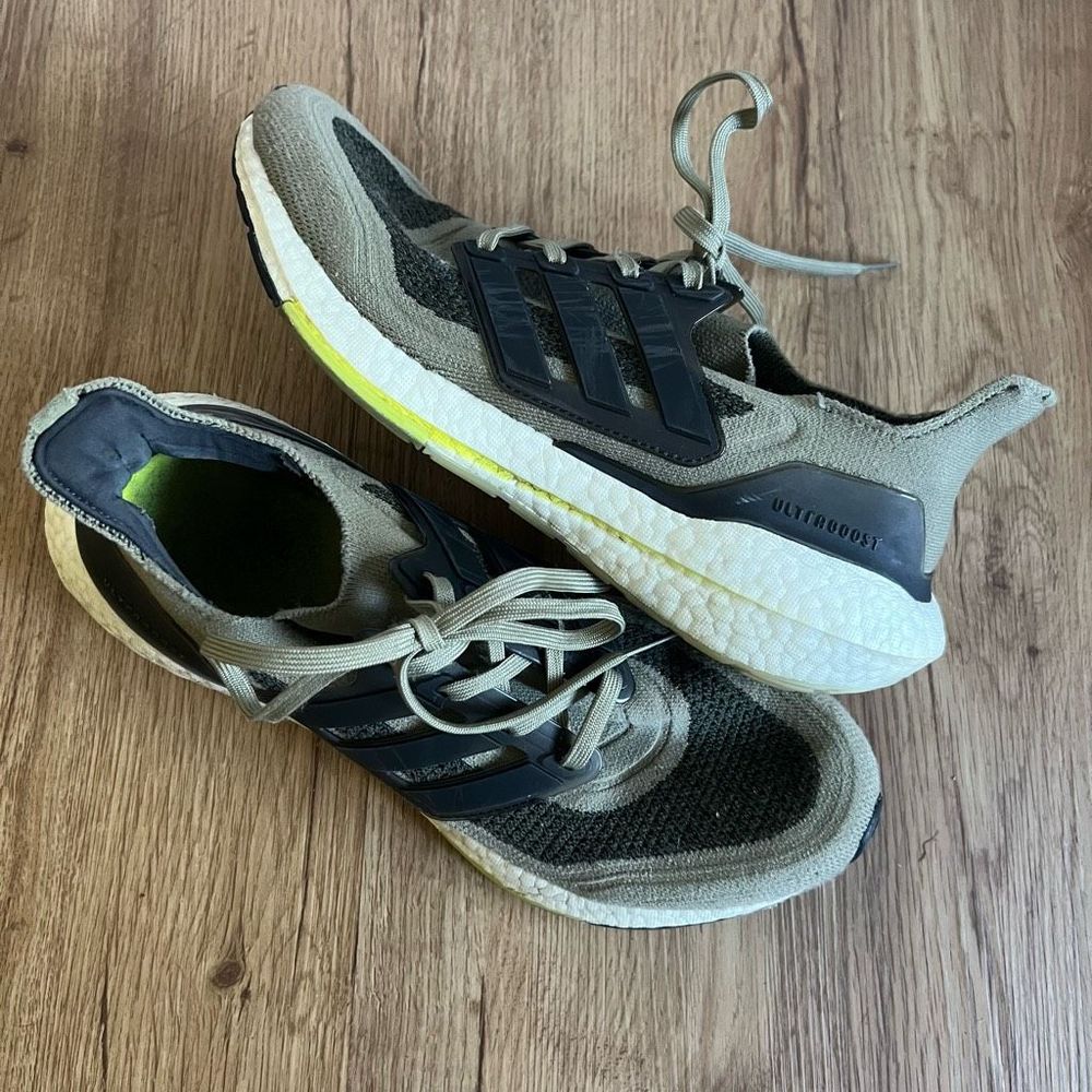 Adidas Ultraboost 21